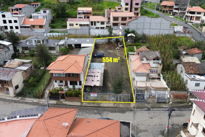 Venta de Terreno Comercial en Azogues