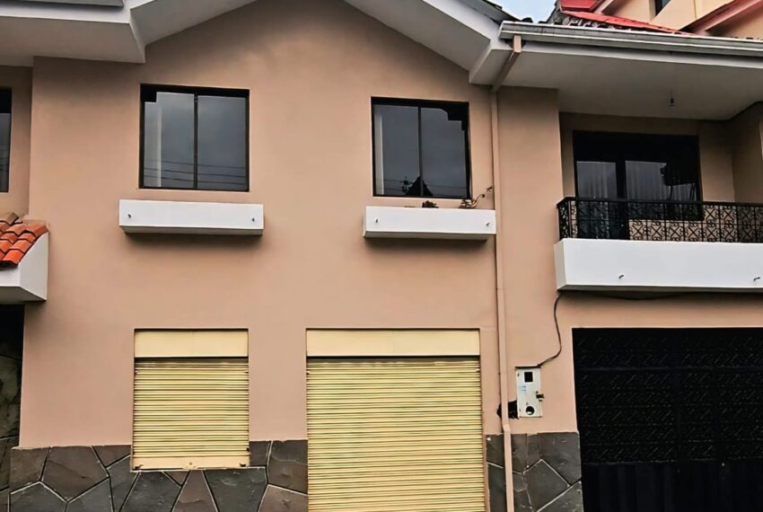 Casa Inversión en El Tejar