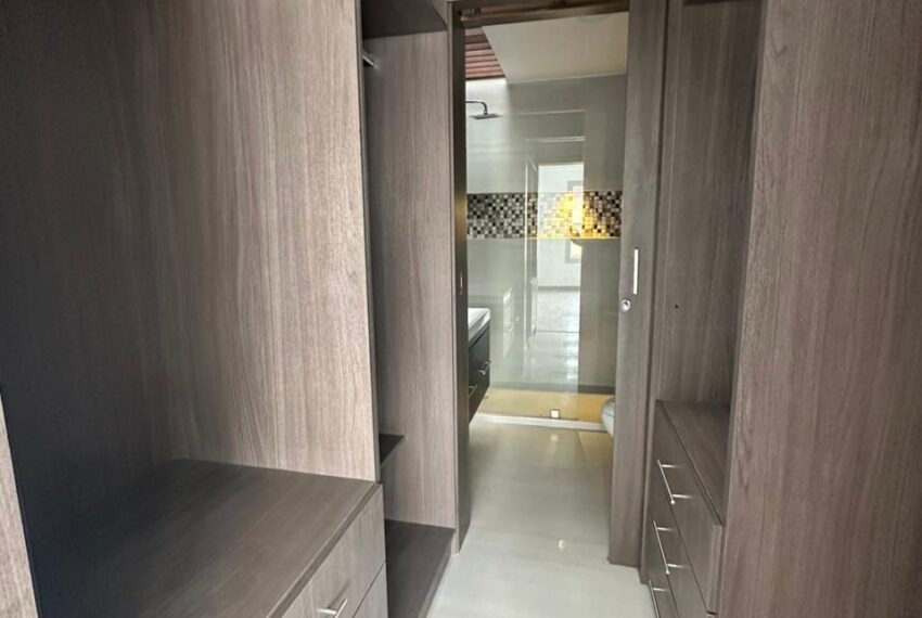 WhatsApp Image 2025-10-23 at 13.12.50 (3)