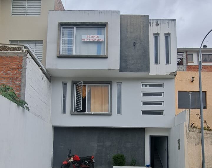 Venta de casa en totoracocha