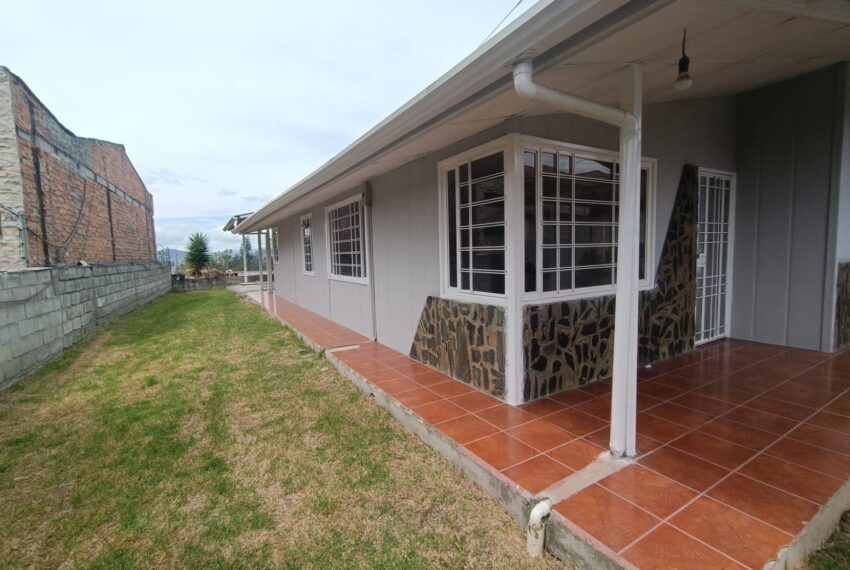 Propiedad con amplio terreno en Putushi