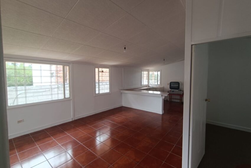 Propiedad con amplio terreno en Putushi