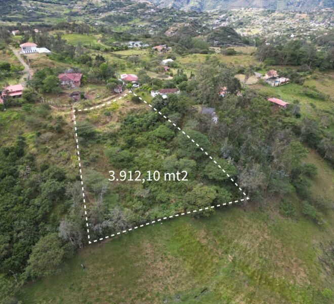 terreno en Yunguilla